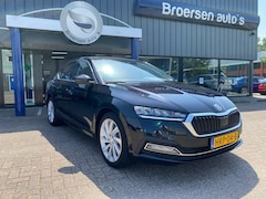 Skoda Octavia - 1.4 TSI iV 204pk PHEV DSG Business Edition Plus met ACC, 18" en DigiDash