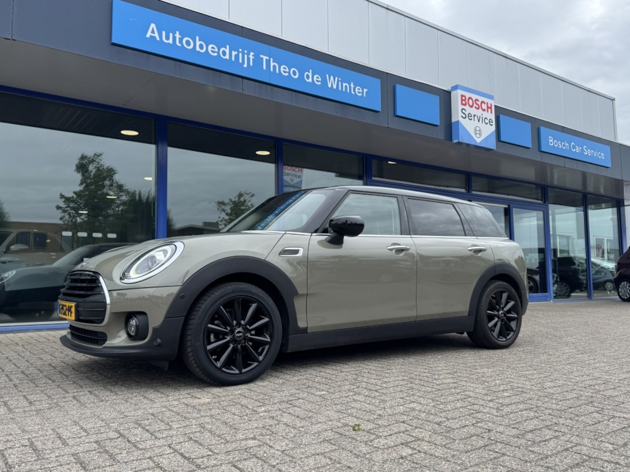 MINI Clubman - Mini 1.5 Cooper Chili| Afneembare trekhaak, CarPlay, Harman/Kardon, - AutoWereld.nl