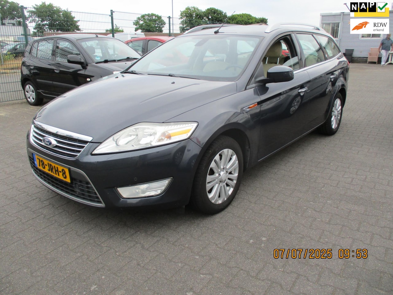 Ford Mondeo Wagon - Ford Mondeo Wagon 2.0-16V Ghia FlexiFuel - AutoWereld.nl