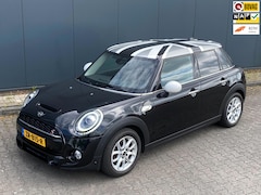 MINI Cooper S - 2.0 192PK | Leder | Navigatie | CarPlay | Full LED | Rijklaar