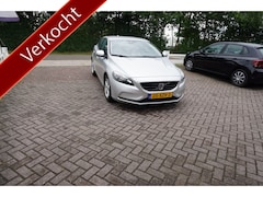 Volvo V40 - 1.6 T3 TREKHAAK CAMERA CRUISE CLIMA