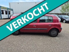 Renault Clio - 1.4-16V Privilège, 5 deurs/ koude airco