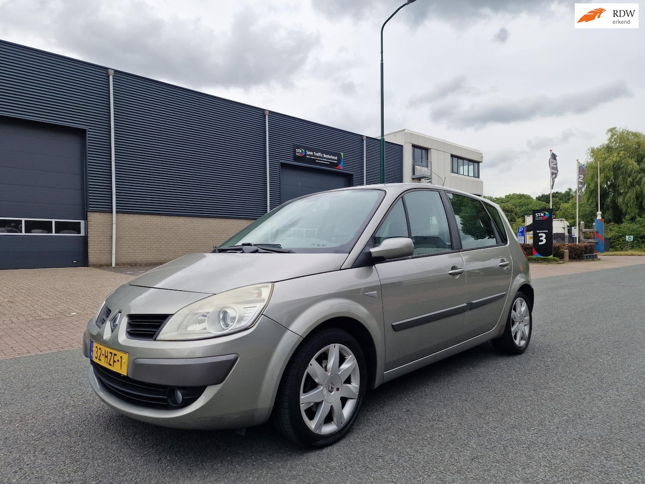 Renault Scénic - 1.6-16V Privilège LPG CRUISE TREKHAAK AIRCO 6BAK - AutoWereld.nl