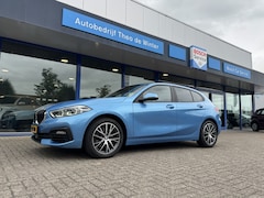 BMW 1-serie - 118i High Executive| Clima, Cruise, Carplay, Stoelverwarming,