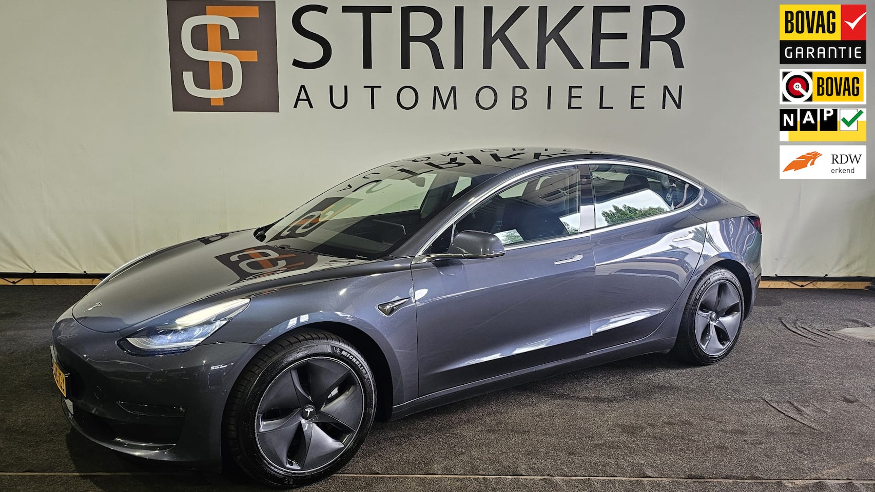 Tesla Model 3 - Long Range RWD Long Range AWD 75 kWh - AutoWereld.nl