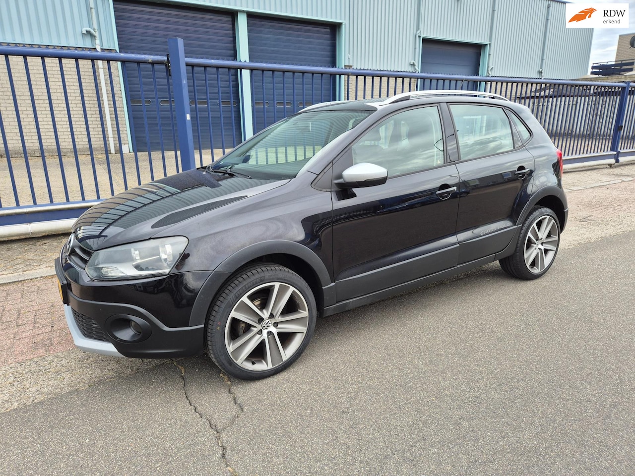 Volkswagen Polo - 1.2 TSI CROSS 5-DRS AUT. *CLIMA*NAVI*17 INCH - AutoWereld.nl
