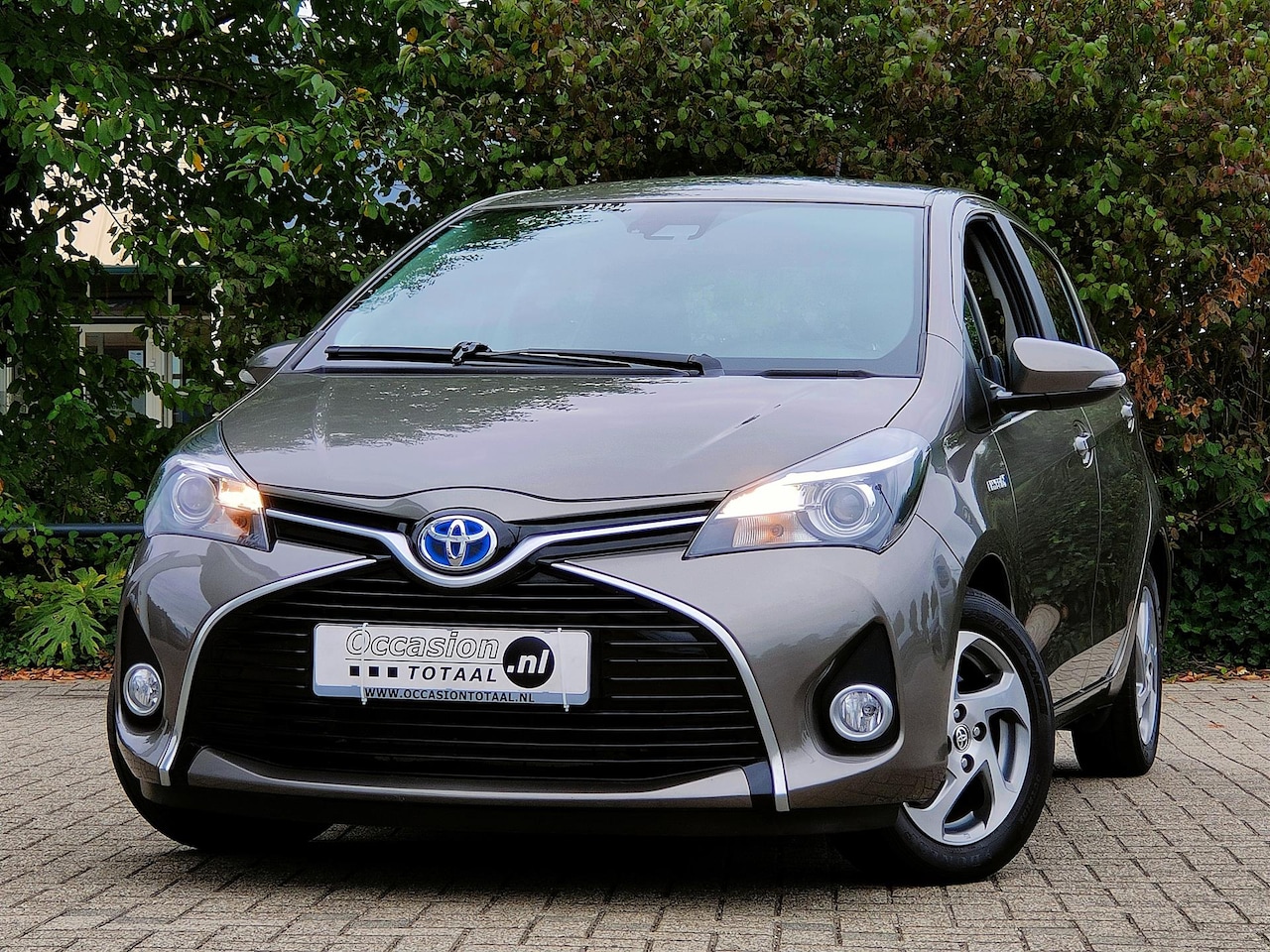 Toyota Yaris - 1.5 Hybrid Edition S | Automaat | Camera | Stoelverwarming | Bluetooth - AutoWereld.nl
