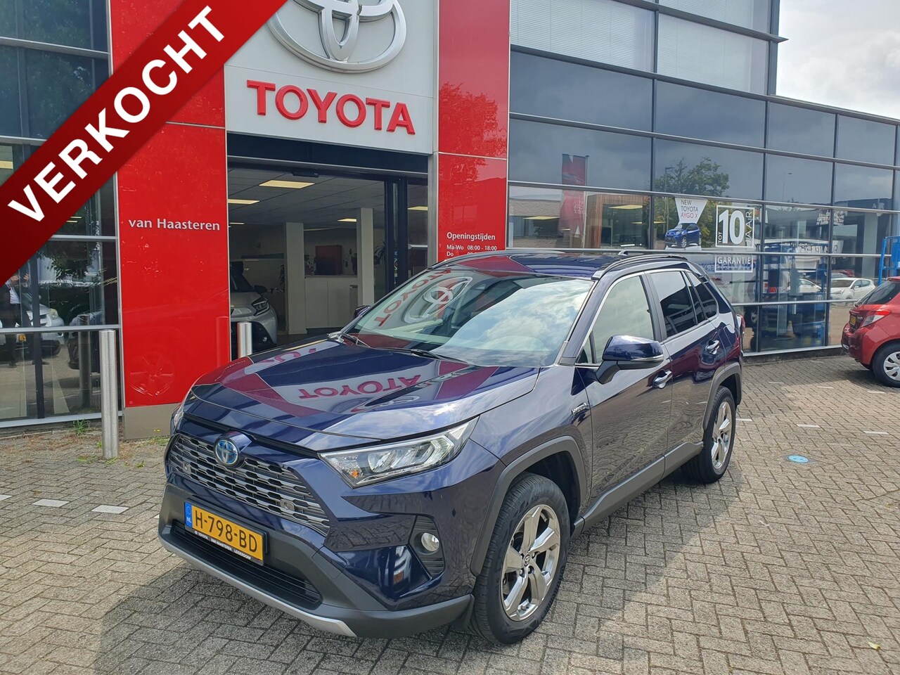 Toyota RAV4 - 2.5 Hybrid 218pk CVT Dynamic - AutoWereld.nl