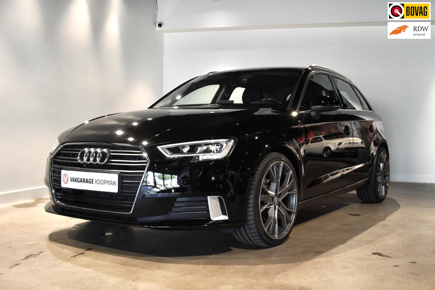 Audi A3 Sportback - 30 TFSI Advance 30 TFSI Advance - AutoWereld.nl