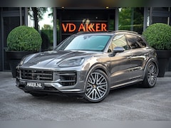 Porsche Cayenne - E-Hybrid SportDesign | Luchtvering | Head-up | Trekhaak | Pano.Dak | 22 Inch