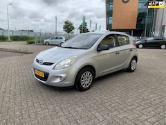Hyundai i20 - 1.2i i-Drive Zilver 2012 Airco Elek ramen 5-drs