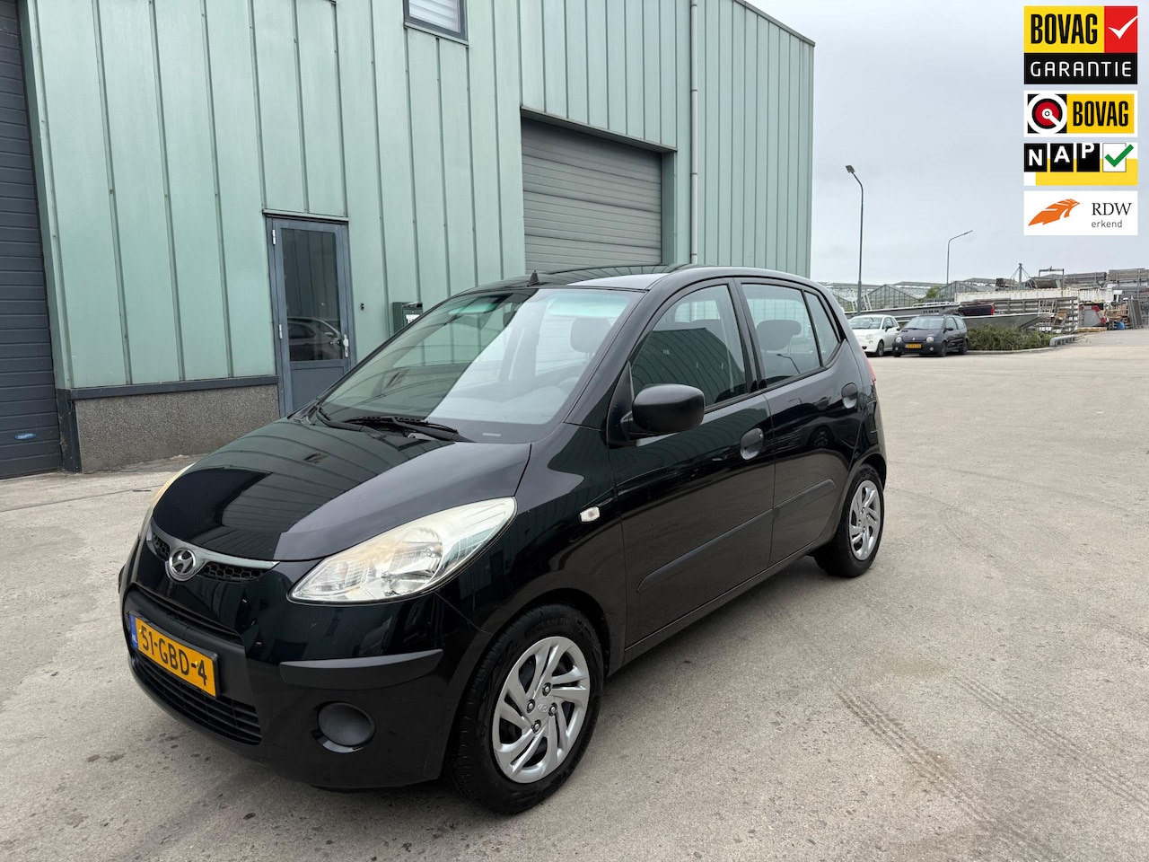 Hyundai i10 - 1.1 Active Cool AIRCO 5deurs zwart - AutoWereld.nl