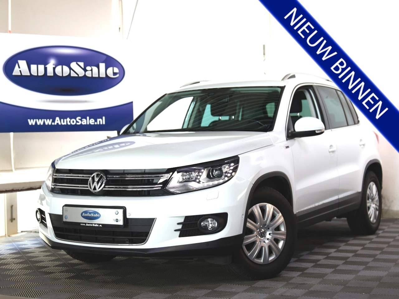 Volkswagen Tiguan - 1.4 TSI Sport&Style DSG "13 - AutoWereld.nl