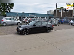 BMW 3-serie Touring - 320i Business Line