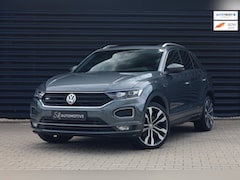 Volkswagen T-Roc - 2.0 TSI 4Motion Sport R / PANO / CARPLAY / VIRTUAL / TREKHAAK