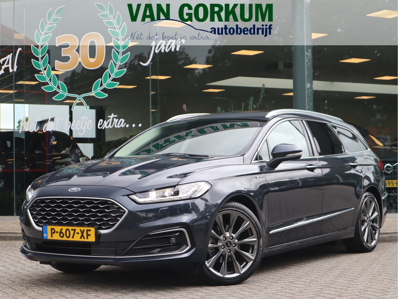 Ford Mondeo Wagon - 2.0 IVCT HEV Vignale / Panoramadak - AutoWereld.nl