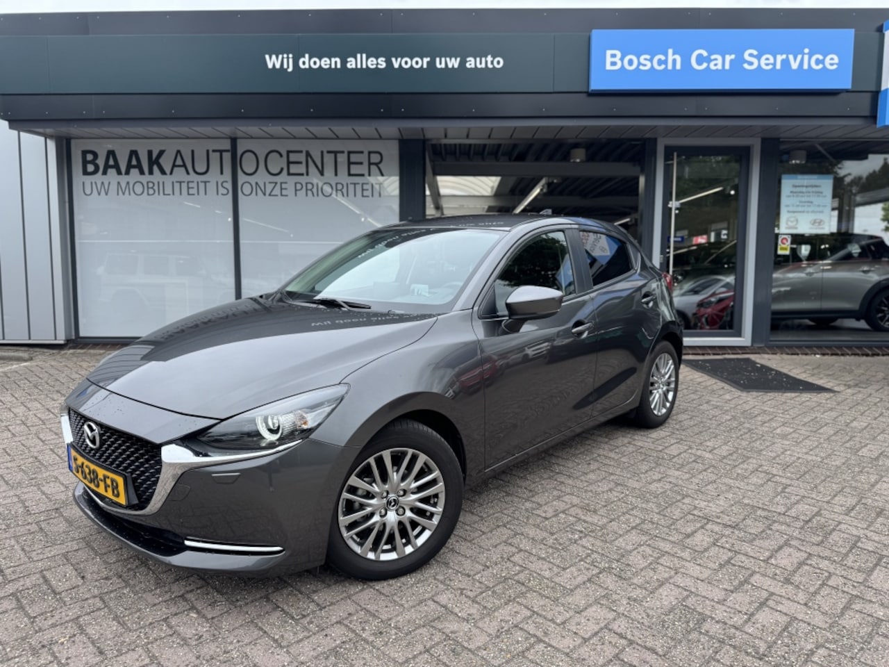 Mazda 2 - 1.5 Skyact-G Luxury i-Activsense | Camera | HUD | Keyless - AutoWereld.nl