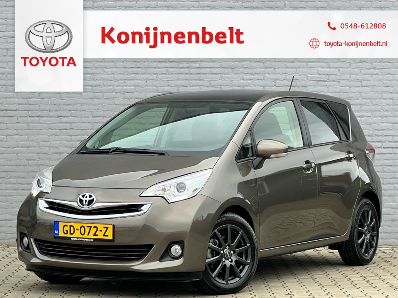 Toyota Verso S - 1.3 VVT-i Trend Automaat | Navi | Pano | Trekhaak | NL auto - AutoWereld.nl