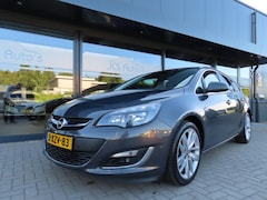 Opel Astra - 1.4 Turbo Cosmo Ecc Cruise Navi Camera 18 Inch 2014