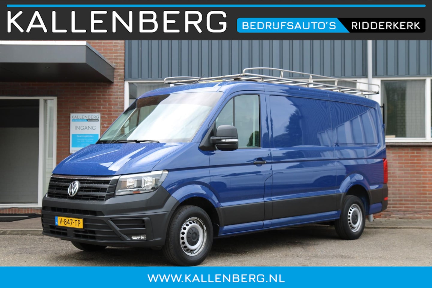 Volkswagen Crafter - 35 2.0 TDI 140PK L3H2 Trendline / Trekhaak / App connect / Gev. stoel / imperiaal - AutoWereld.nl