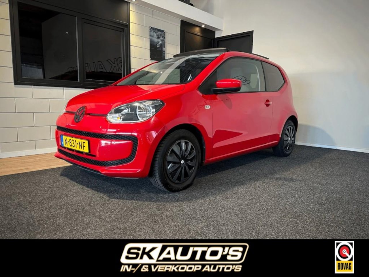Volkswagen Up! - 1.0 HIGH UP! BLUEM. RIJKLAAR l PANO l AIRCO l START/STOP l - AutoWereld.nl