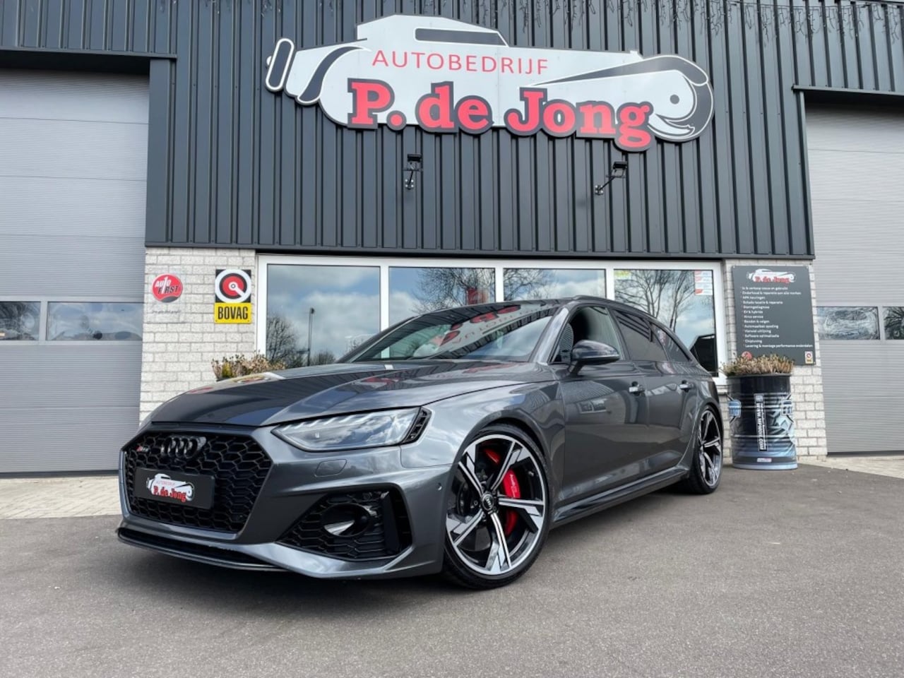 Audi RS4 - 2.9 TFSI RS4 QUATTRO, Keramisch, BenO, Pano, Headup, Massage, €136.139,- catalogusprijs - AutoWereld.nl