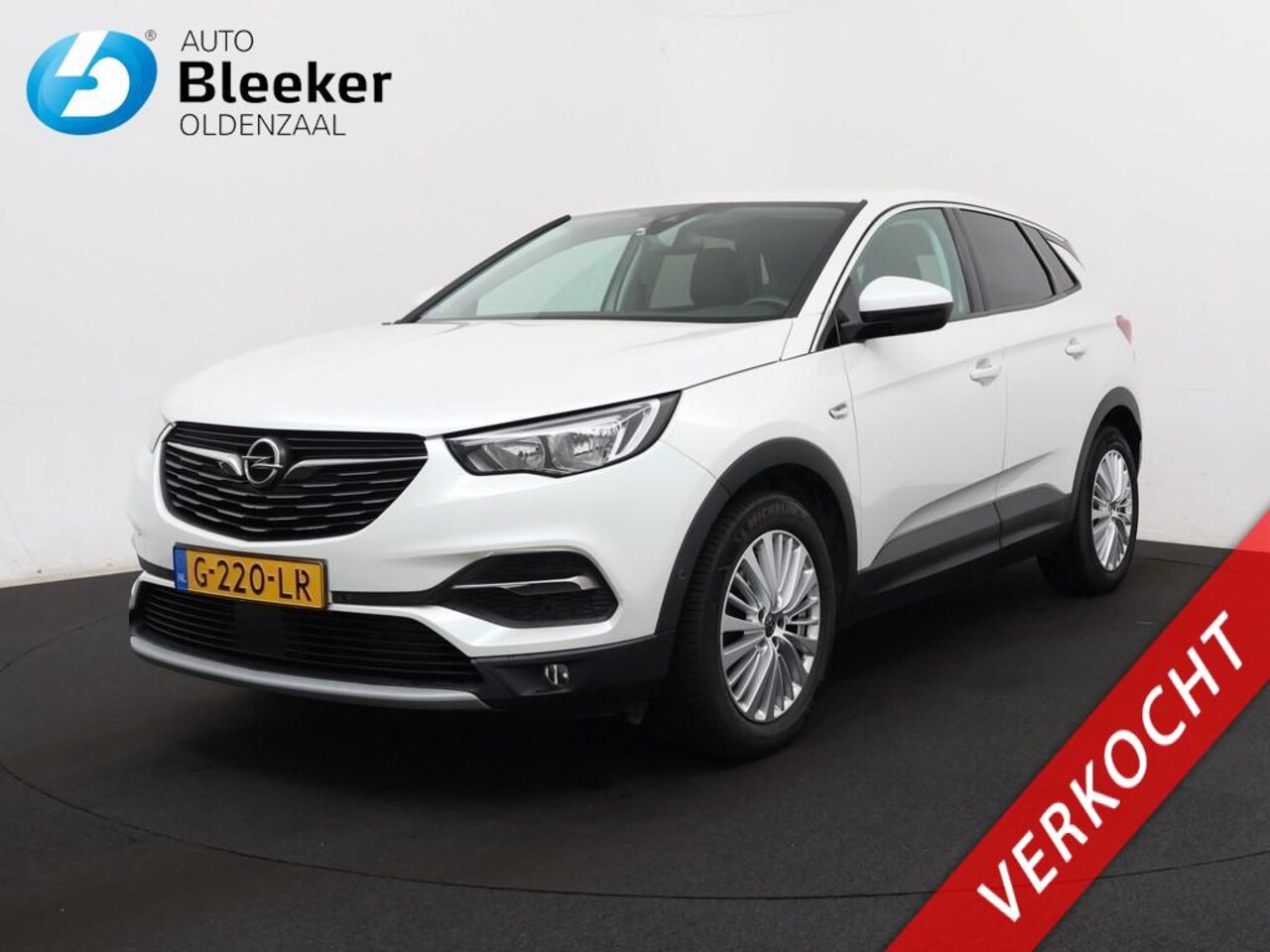 Opel Grandland - 1.2T 131Pk Innovation Navi Trekhaak Cruise - AutoWereld.nl