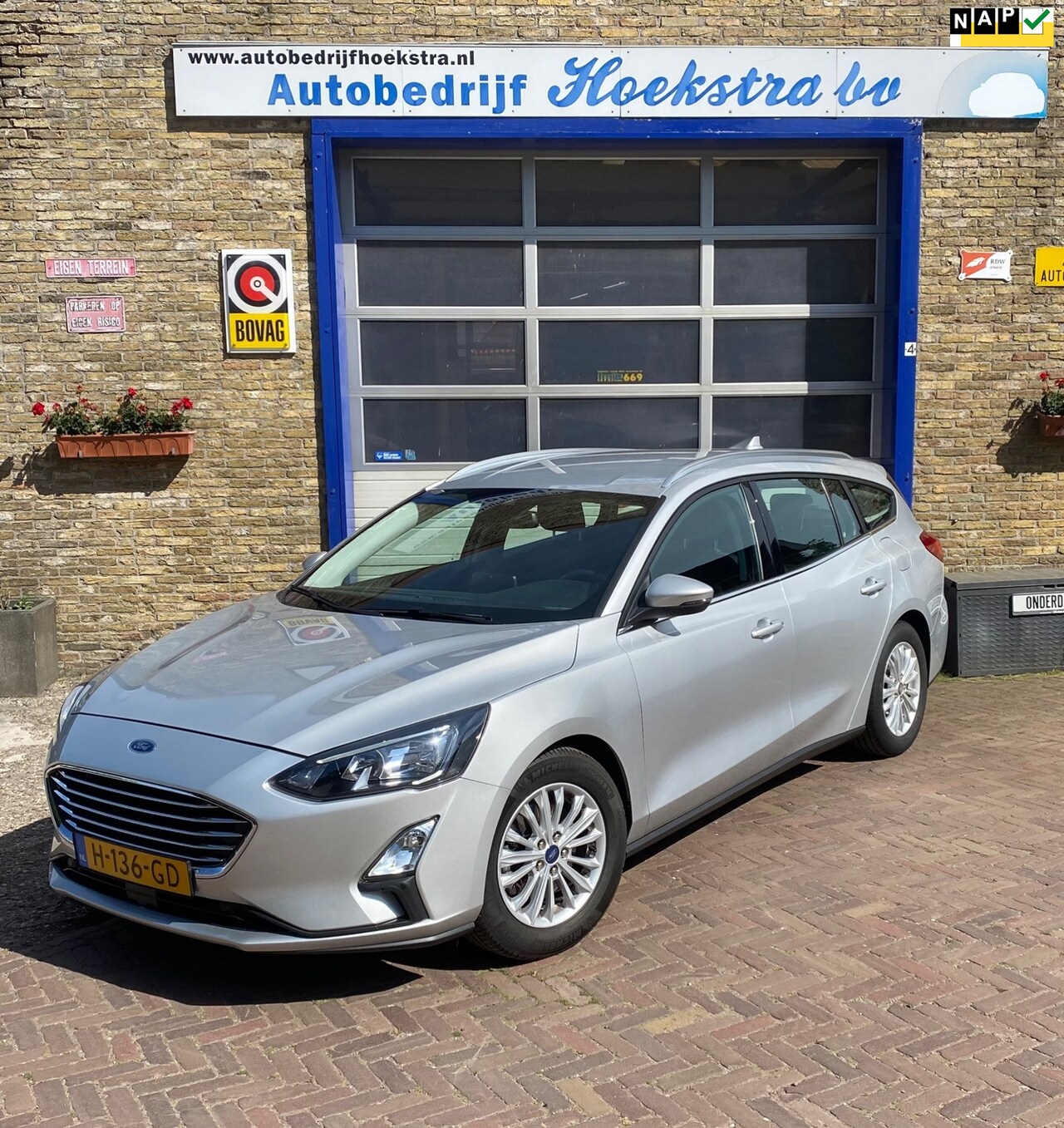 Ford Focus Wagon - 1.5 EcoBoost Titanium Business 1.5 EcoBoost Titanium Business - AutoWereld.nl