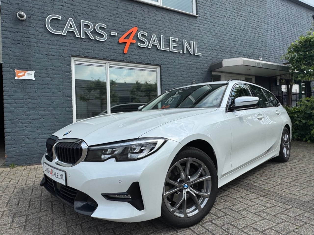 BMW 3-serie Touring - 320D Touring  Aut. 190pk  High Exec.+  Head up + sport stoelen -2020 - AutoWereld.nl