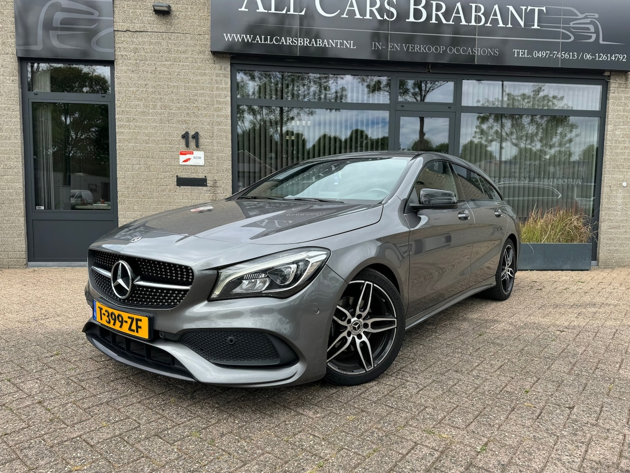 Mercedes-Benz CLA-klasse Shooting Brake - 180 Business Solution AMG / led/ navi/ - AutoWereld.nl