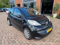 Peugeot 107 - 1.0-12V XS 5-drs, Airco