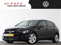 Volkswagen Golf - Life 1.0 TSI 110pk | Afneembare trekhaak | Navigatie | Adaptieve Cruise Control | Parkeers