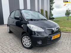 Hyundai i10 - 1.1 Dynamic Cool Airco-ElekPakket-2 Sleutels