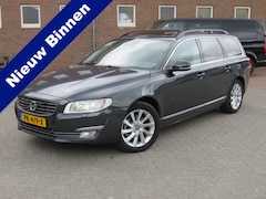 Volvo V70 - 2.0 D4 181Pk Nordic+ * Rijklaarprijs incl. garantie * Leder * Schuifdak * Trekhaak * ACC *