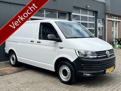 Volkswagen Transporter - 2.0 TDI L1H1 Kastinrichting Airco Cruise control Trekhaak 2500kg Telefoonvoorbereiding Nav