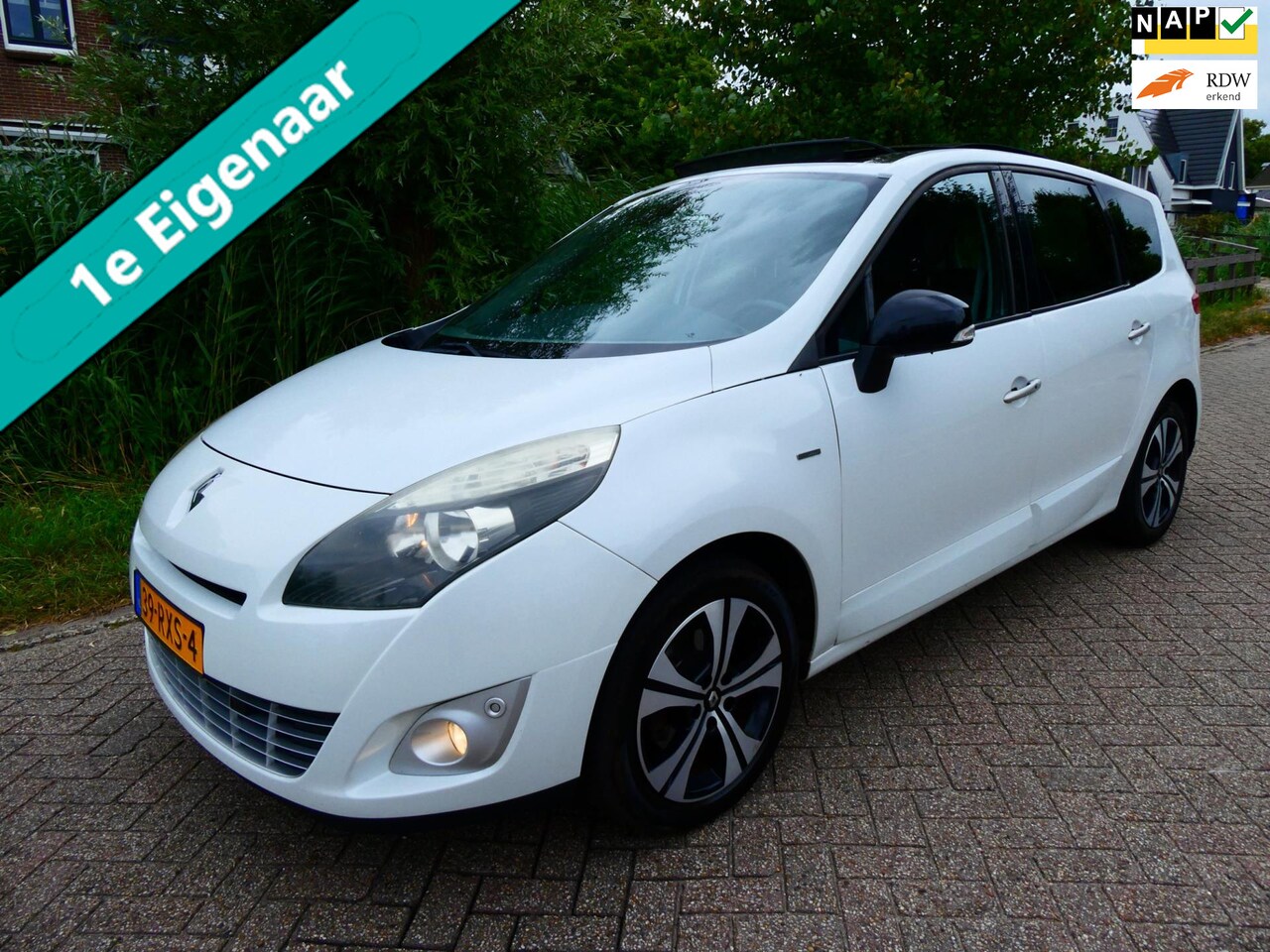 Renault Grand Scénic - 1.4 TCe Bose 1e eigenaar 131pk Navi Panorama Trekhaak - AutoWereld.nl