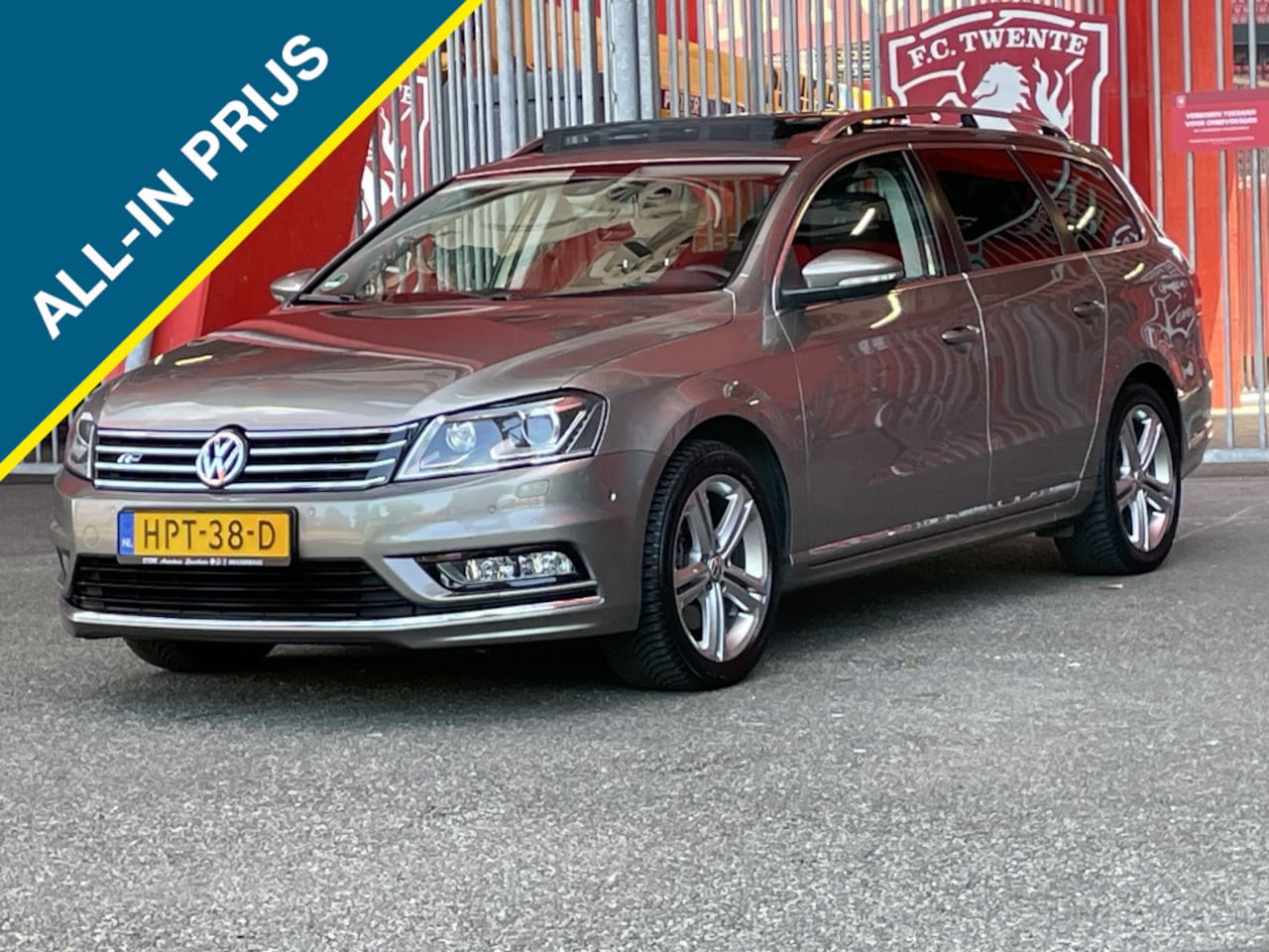 Volkswagen Passat Variant - R-LINE BOM VOOL PANO 1.4 TSI Comfl. EcoF. - AutoWereld.nl