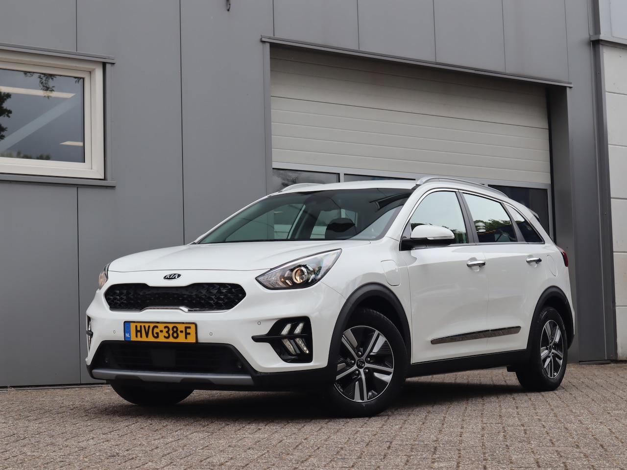 Kia Niro - 1.6 GDi PHEV DynamicLine / Adaptive cruise / stoel en stuurverwarming. - AutoWereld.nl