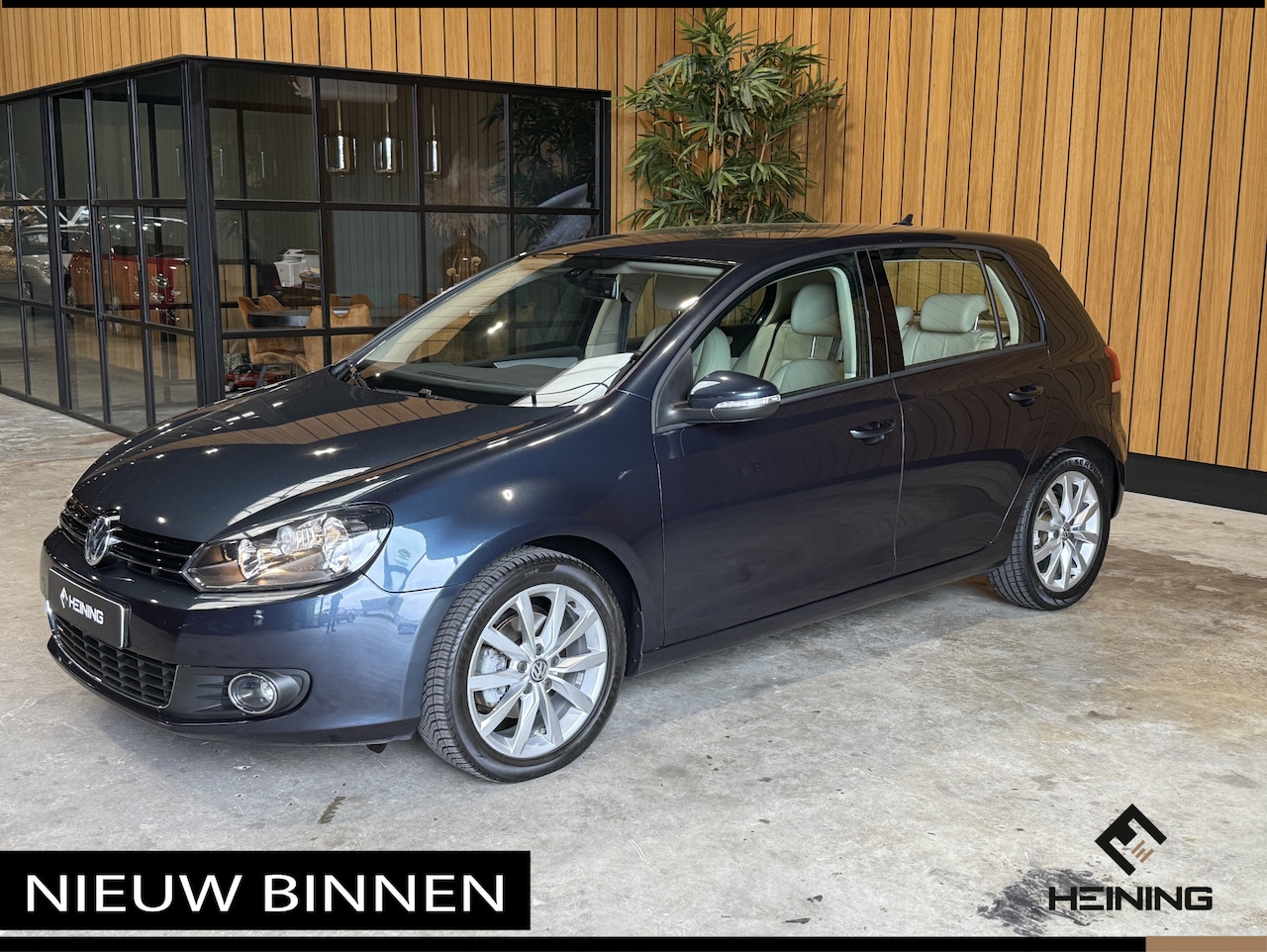 Volkswagen Golf - 1.4 TSI Highline DSG-Automaat. Leder.Navi. Yougtimer. Hollandse auto met NAP - AutoWereld.nl