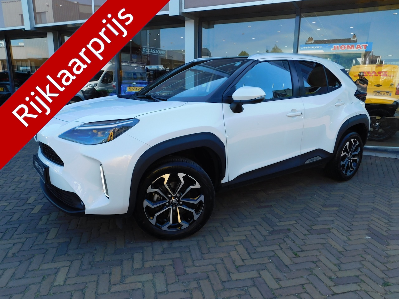 Toyota Yaris Cross - 1.5 Hybrid Dynamic | PANO | HUD | Elektr. Achterklep - AutoWereld.nl