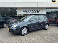 Volkswagen Polo - 1.4-16V Athene