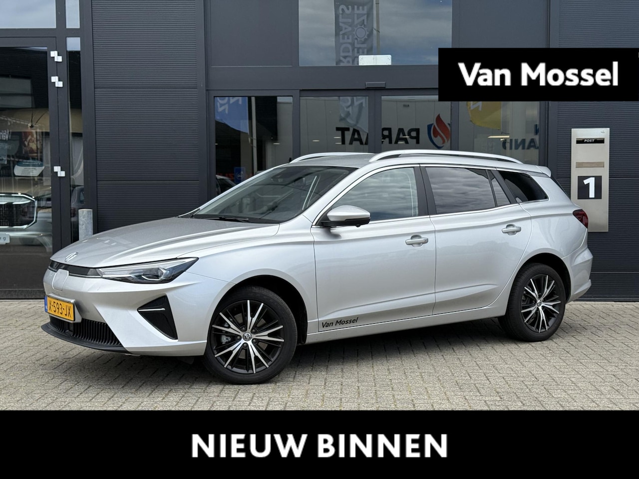 MG MG5 Electric - Long Range Luxury 61 kWh MG 5 Long Range Luxury 61 kWh - AutoWereld.nl