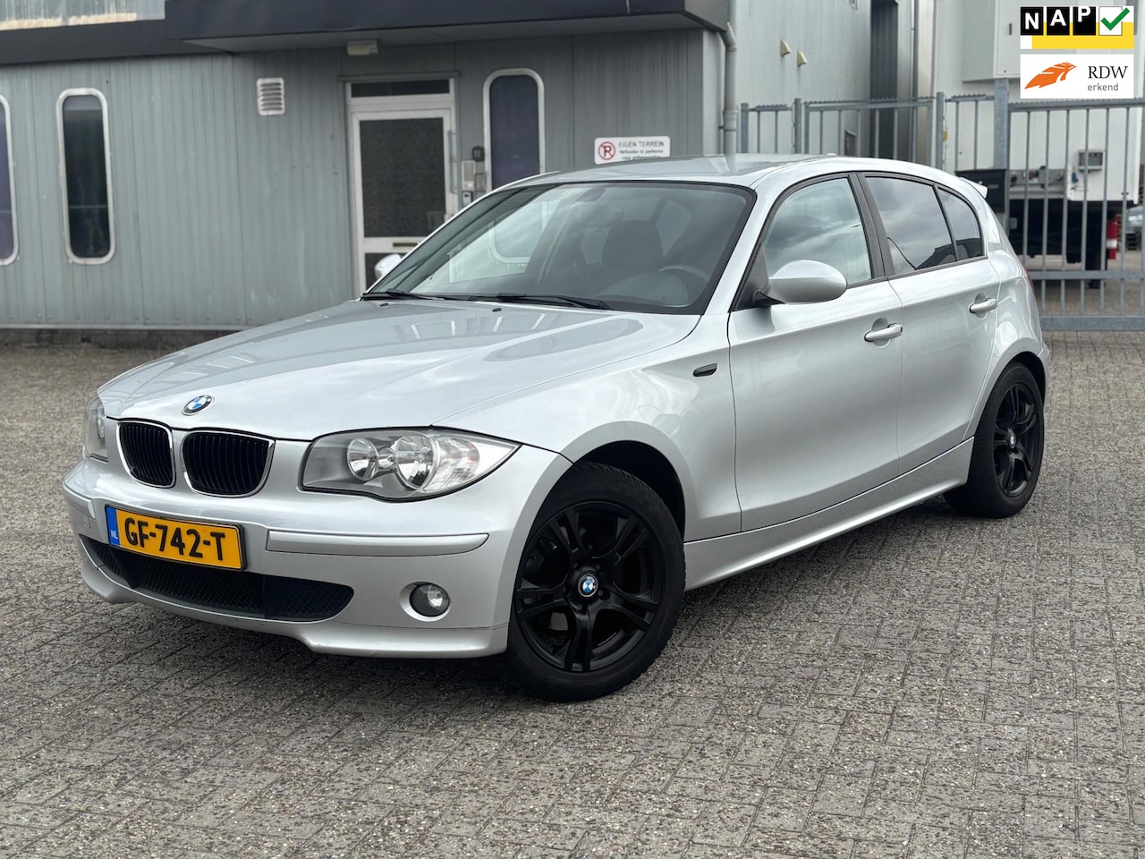 BMW 1-serie - 116i 116i, Nwe Apk, Airco, 5-Drs, Pdc, elek pkt - AutoWereld.nl