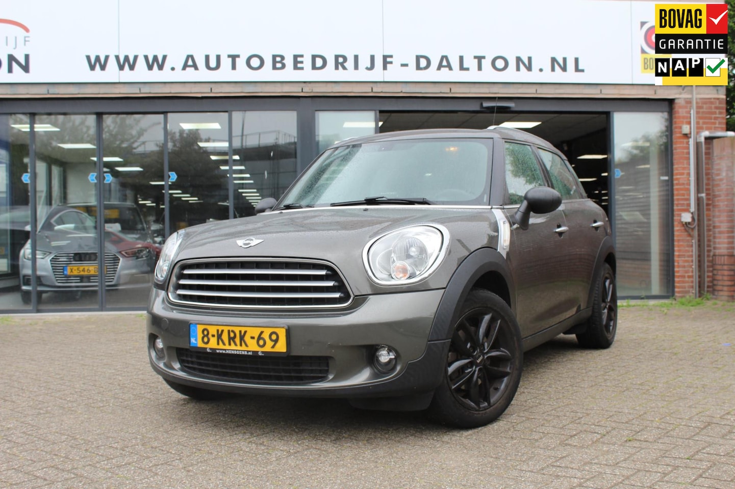 MINI Countryman - Mini 1.6 Chili NAVIGATIE / EL. SCHUIFK. DAKEN / LEER - AutoWereld.nl