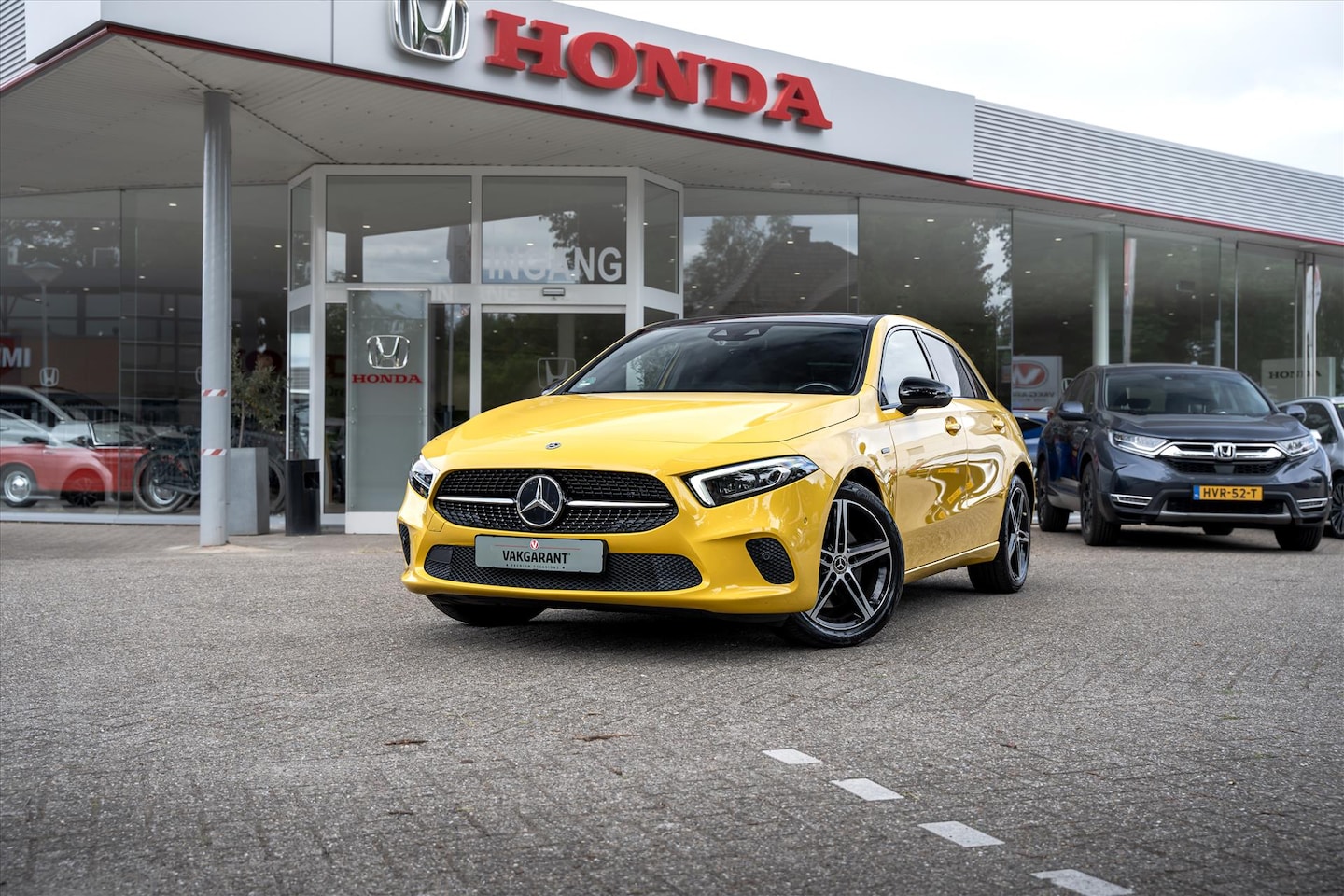Mercedes-Benz A-klasse - A 250 e | Widescreen | Panorama dak | Cruise control | Achteruitrijcamera | Stoelverwarmin - AutoWereld.nl