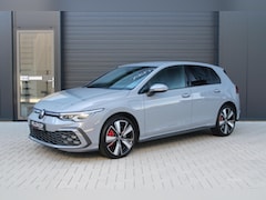 Volkswagen Golf - 1.4 eHybrid GTE | ACC | Stuur-/stoelverwarming | Carplay | Lane Assist | Mistlampen | Spor