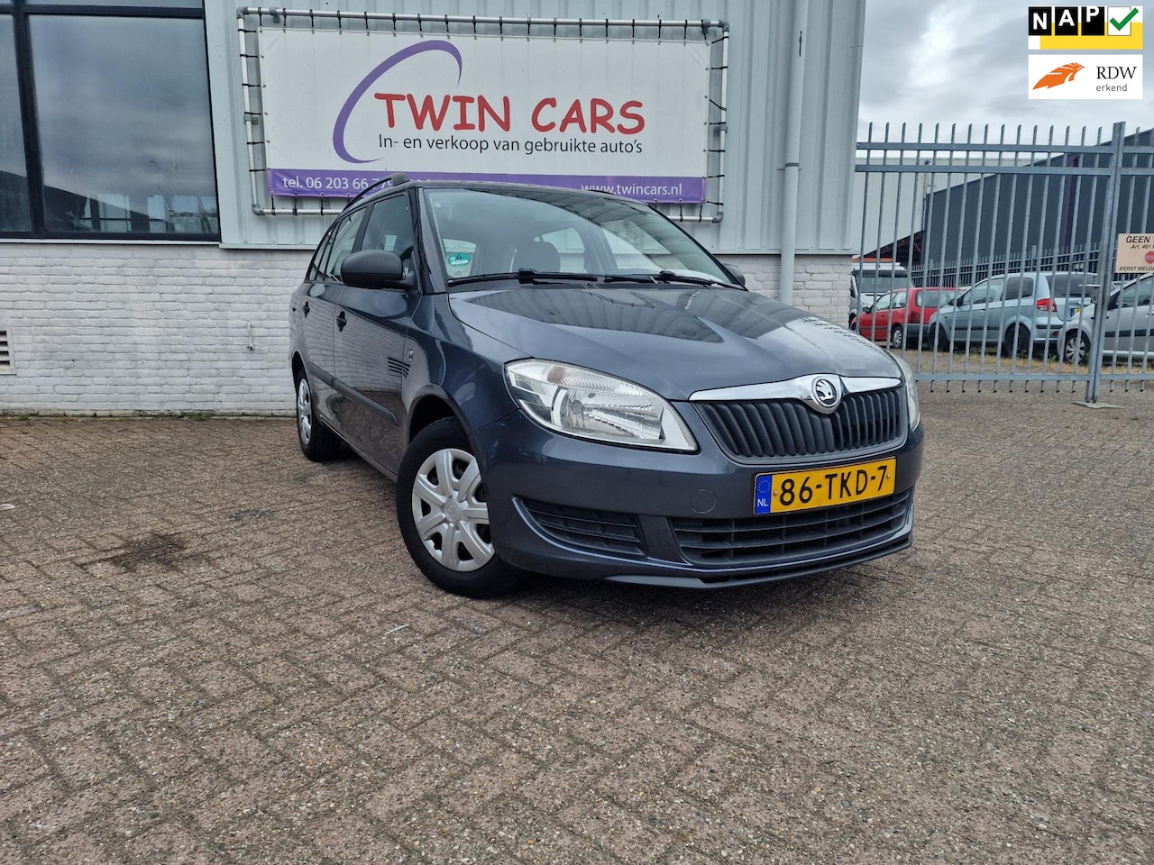 Skoda Fabia Combi - 1.2-12V Fresh Airco - AutoWereld.nl