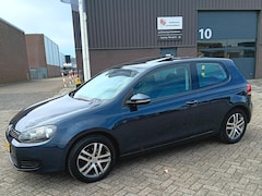 Volkswagen Golf - 1.4 Easyline