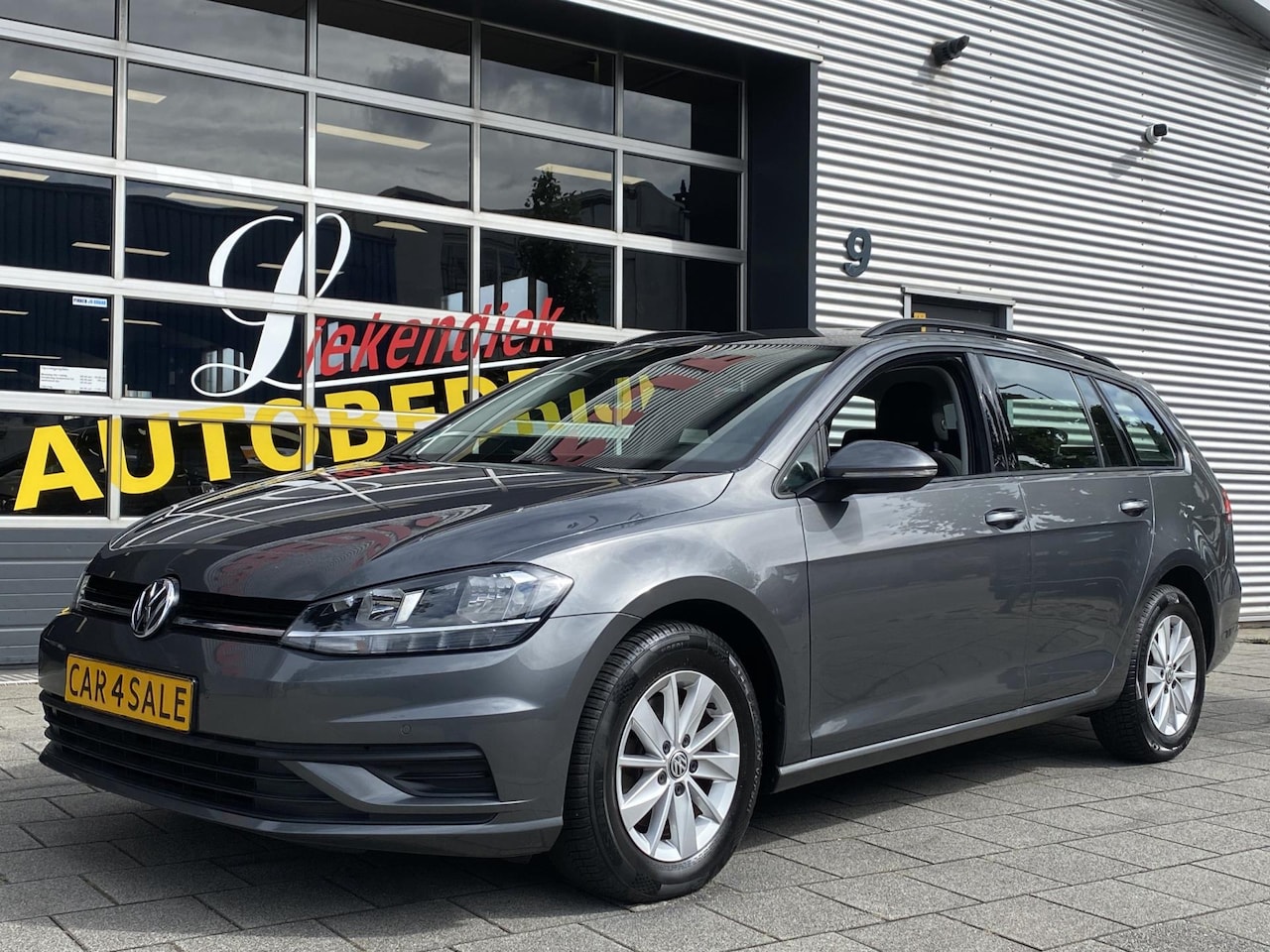 Volkswagen Golf Variant - 1.0 TSI Trendline BMT - Airco I Sport velgen I LED I PDC I 124.000 KM Dealer onderhouden - AutoWereld.nl