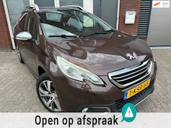 Peugeot 2008 - 1.6 VTi Féline / Pano / Leder / Navi / PDC / Cruise
